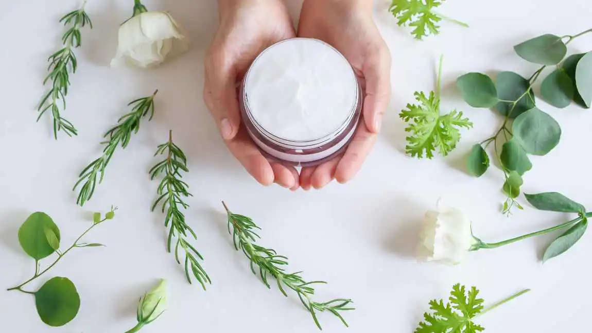 Kokie produktai ir ingredientai tinka veido odai su riebia oda
