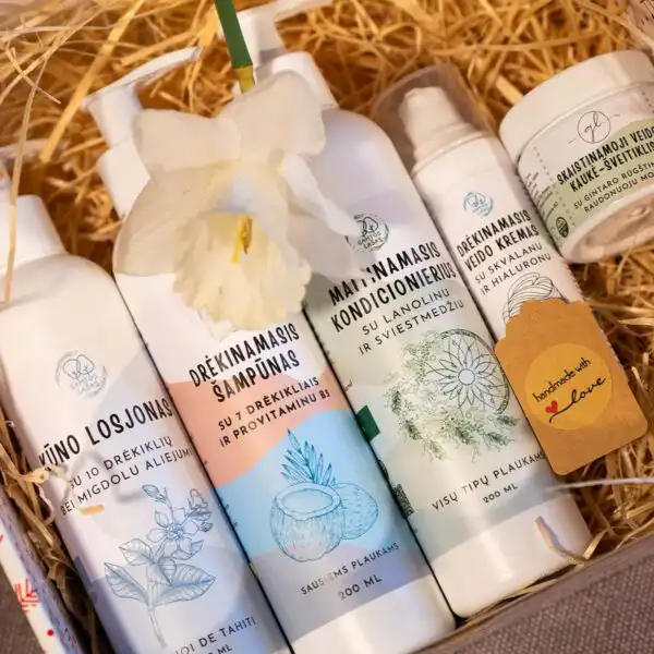 Dovana JAI - personalizuotas veido odos kosmetikos rinkinys